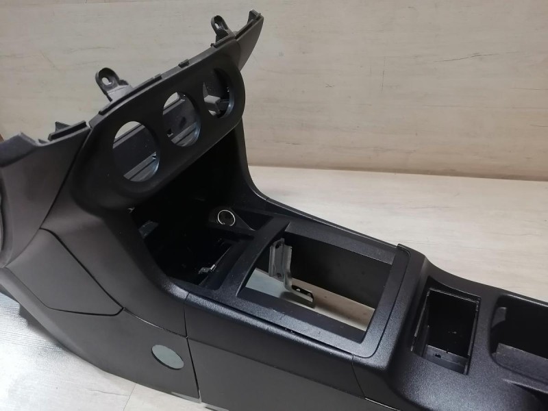 Lancer 10 №1 подлокотник