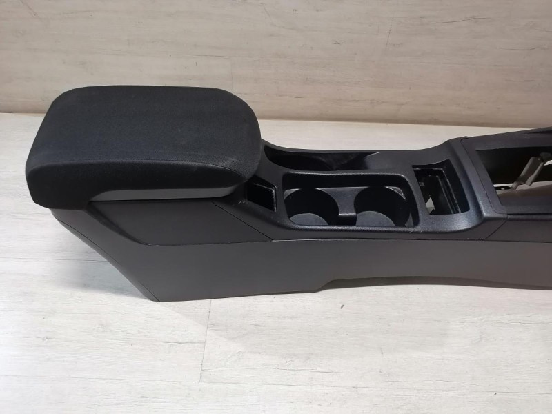 Lancer 10 №1 подлокотник