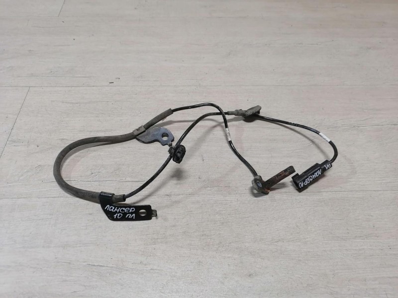 Lancer 10 №1 датчик абс передний левый