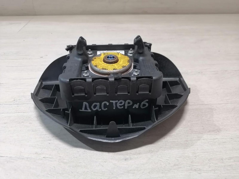 Duster №6 подушка безопасности в руль
