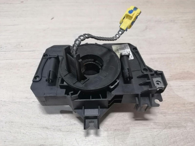 Duster №6 шлейф подрулевой