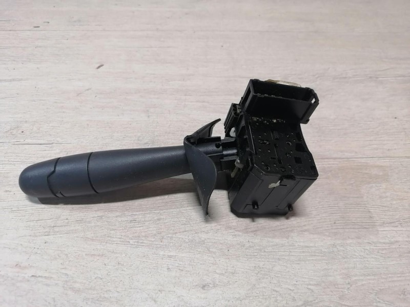 Duster №6 переключатель дворников