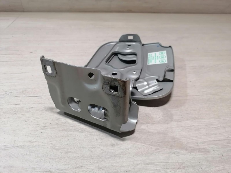 Duster №6 лючок бензобака деф