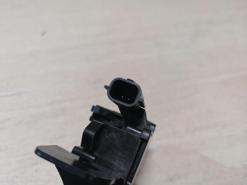 Duster №6 замок багажника