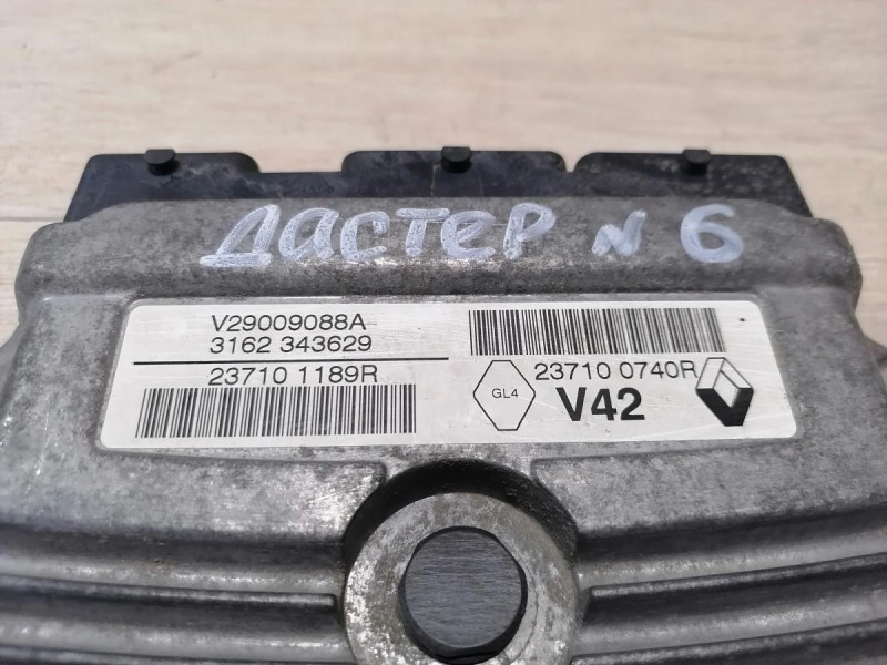 Duster №6 блок управления двигателем 1.6 K4M 4*4