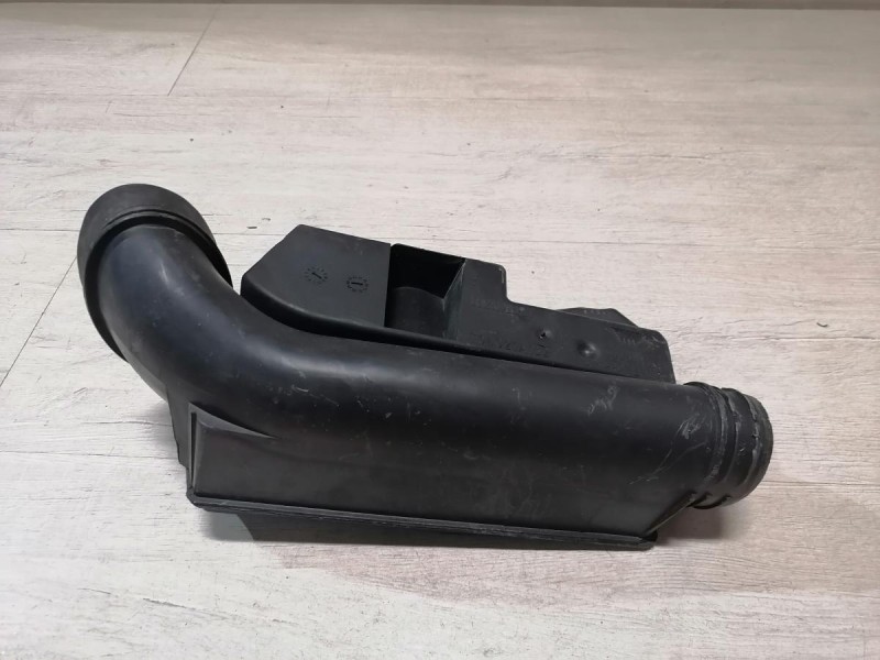 Duster №6 резонатор воздушного фильтра 1,6