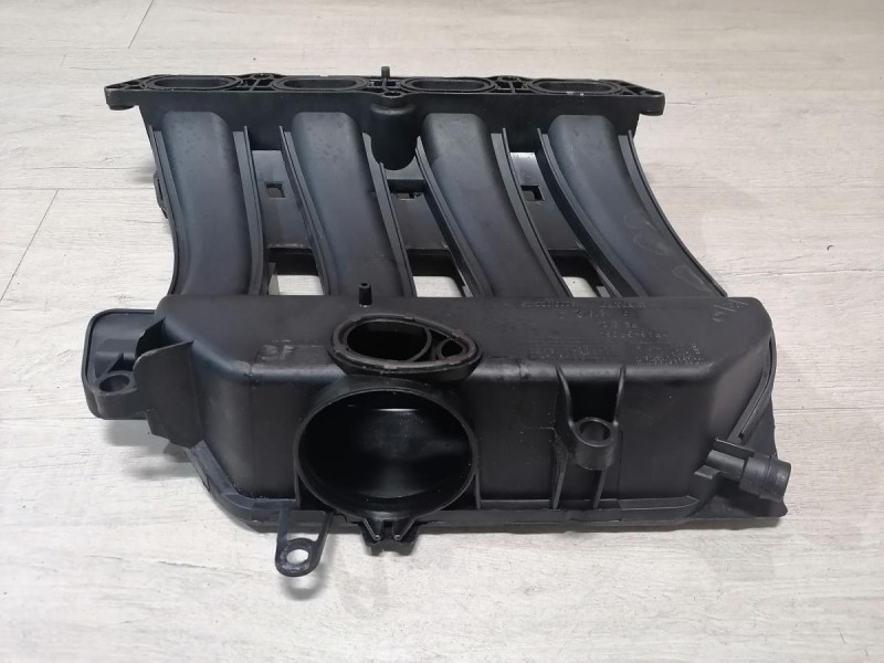 Duster №6 коллектор впускной 1,6