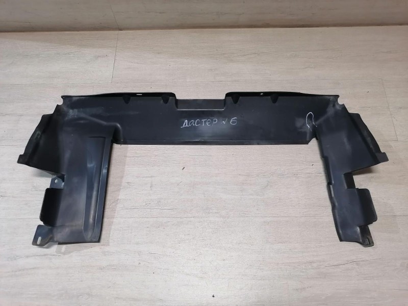 Duster №6 дефлектор радиатора деф