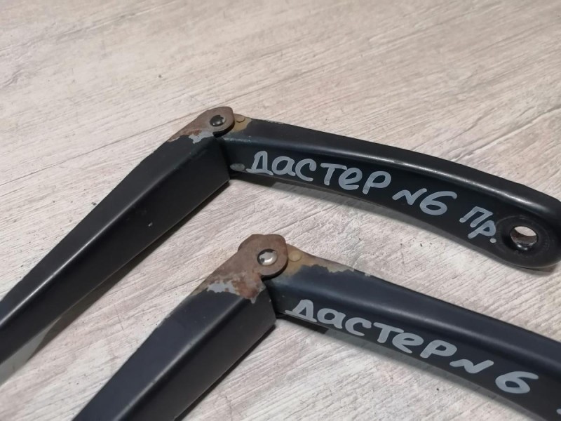 Duster №6 поводок дворников к-кт