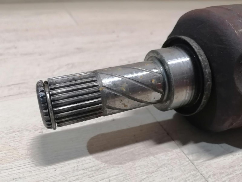 Duster №6 привод передний левый 4*4