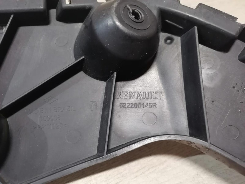 Duster №6 крепление заднего бампера правое