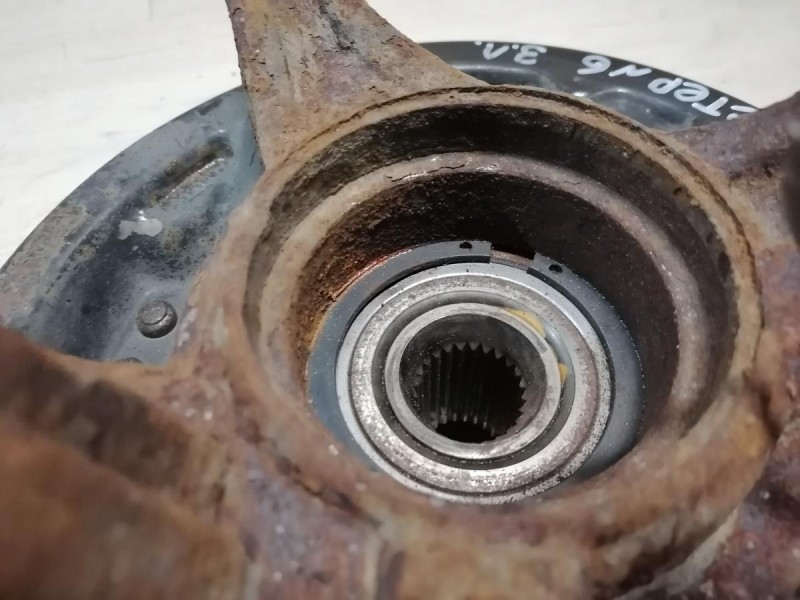 Duster №6 кулак задний левый правый ступица барабан тормозной ручник к-кт