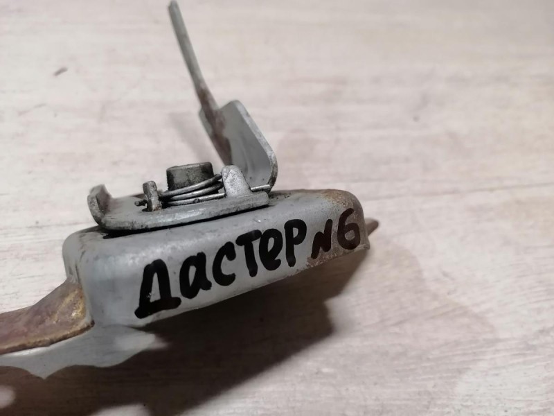 Duster №6 замок капота