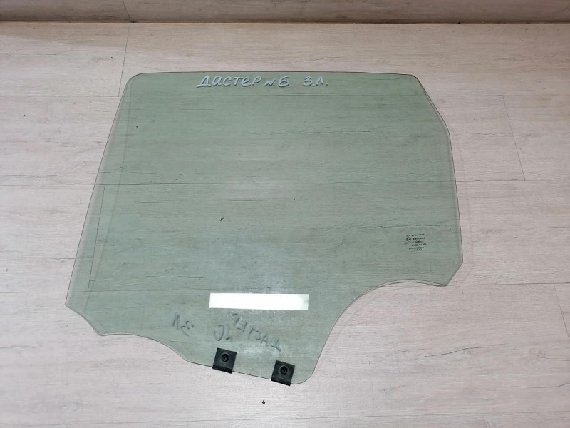 Duster №6 стекло заднее левое 11