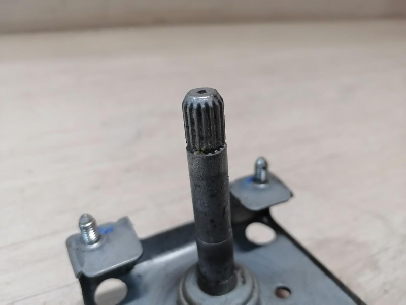 Duster №6 стеклоподъемник задний левый мех