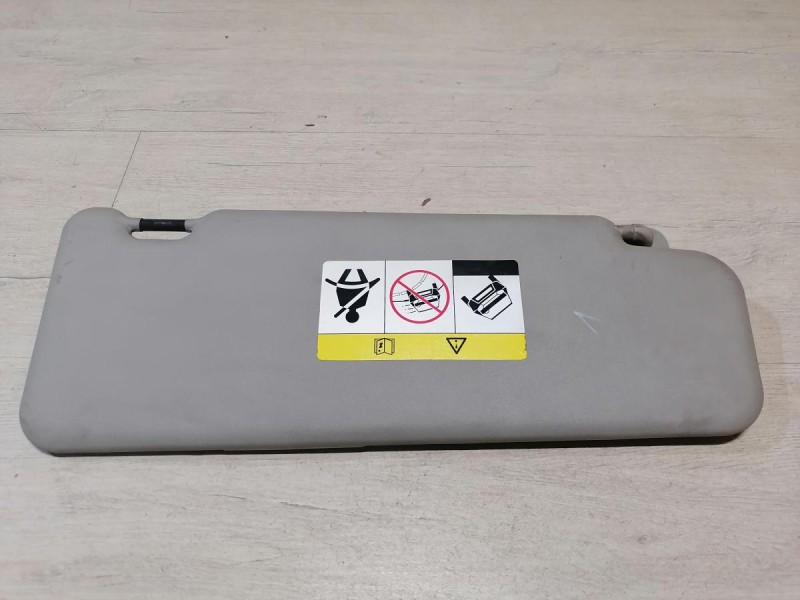 Duster №6 козырек солнцезащитный левый