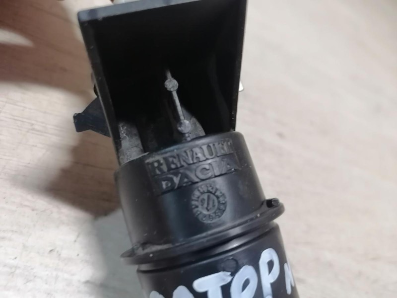 Duster №6 корректор фар