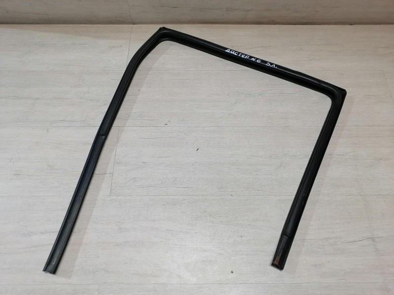 Duster №6 бархотка верхняя задняя левая