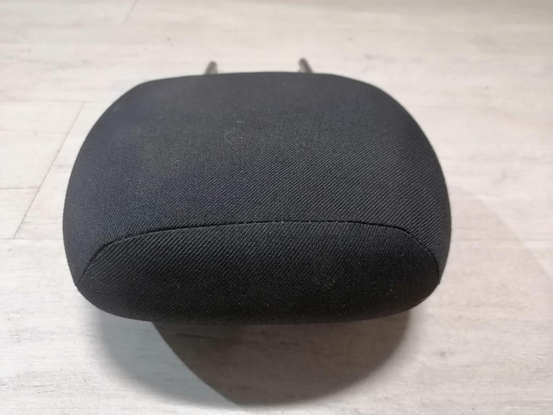 Duster №6 подголовник передний