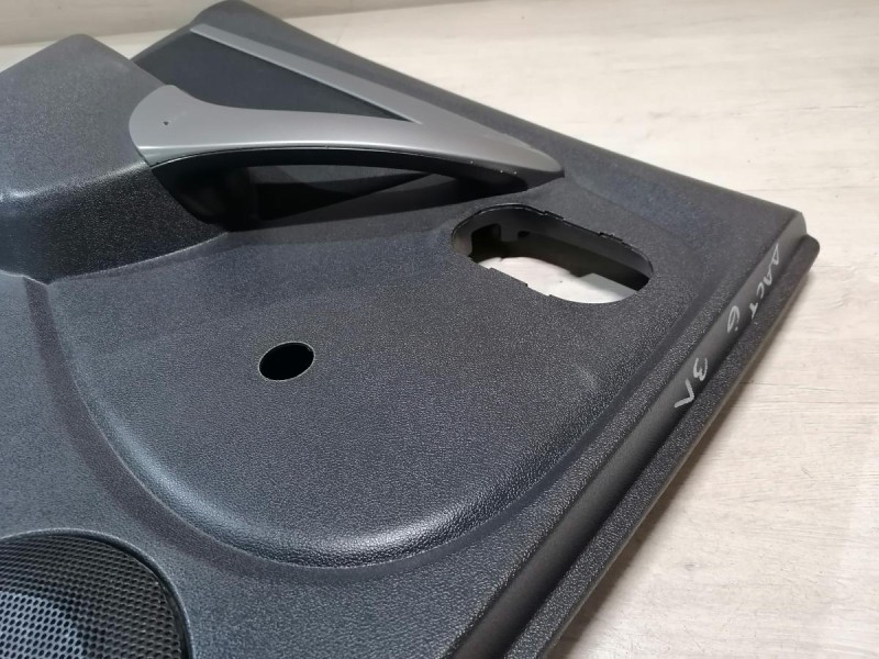 Duster №6 обшивка двери задняя левая деф