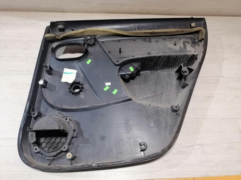 Duster №6 обшивка двери задняя левая деф