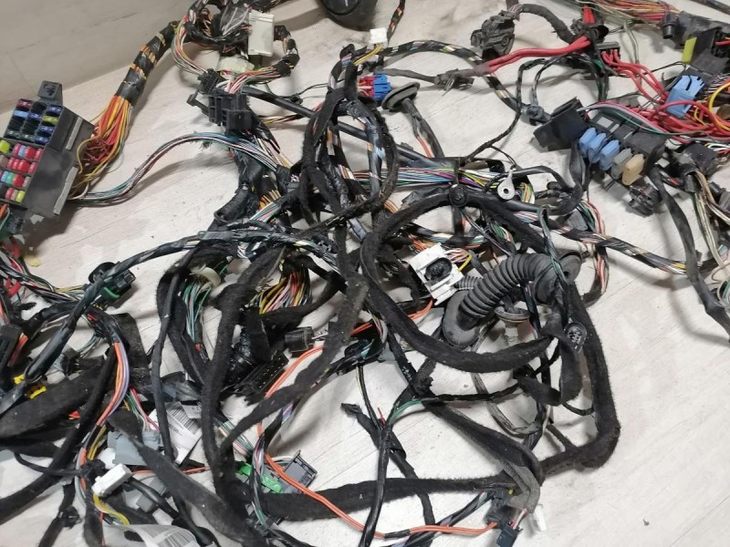 Duster №6 проводка салона 1,6 мкпп конд 4*4