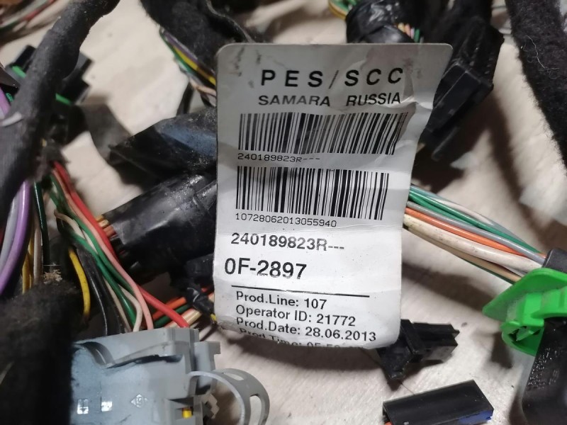 Duster №6 проводка салона 1,6 мкпп конд 4*4