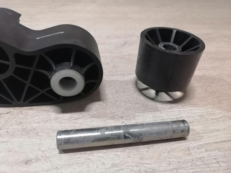 Duster №6 педаль сцепления