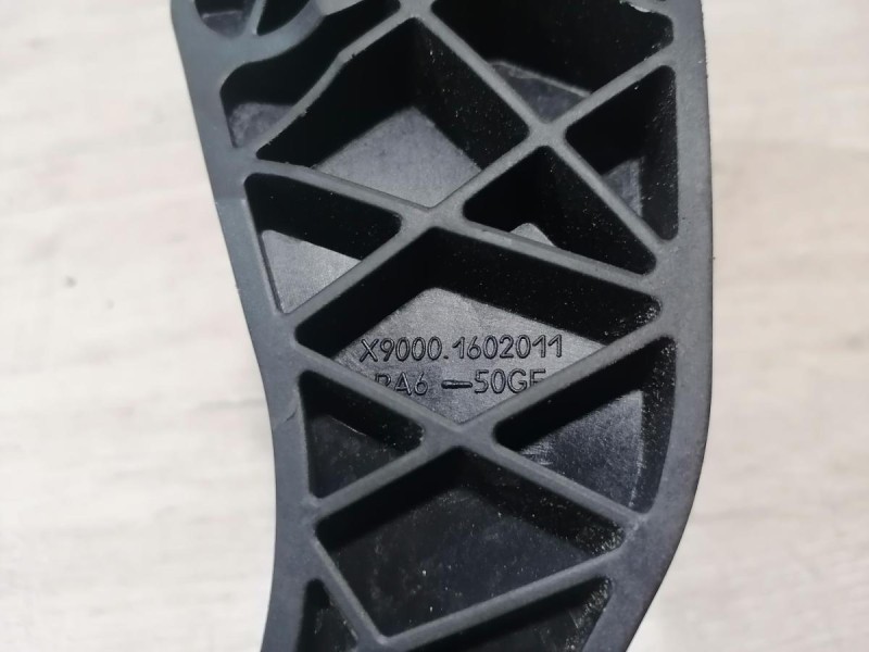 Duster №6 педаль сцепления