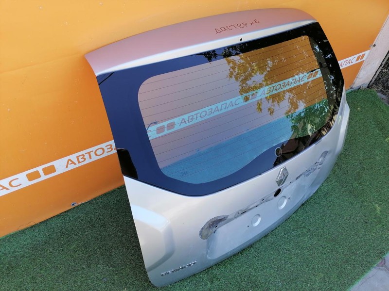 Duster №6 крышка багажника со стеклом деф