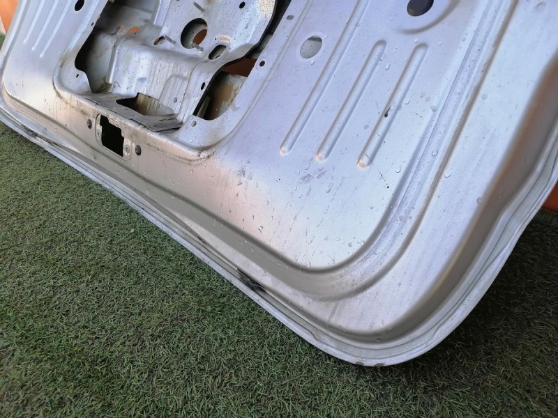 Duster №6 крышка багажника со стеклом деф