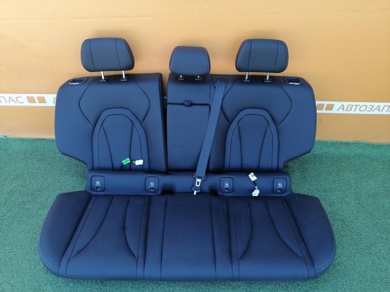 Omoda C5 диван кожа