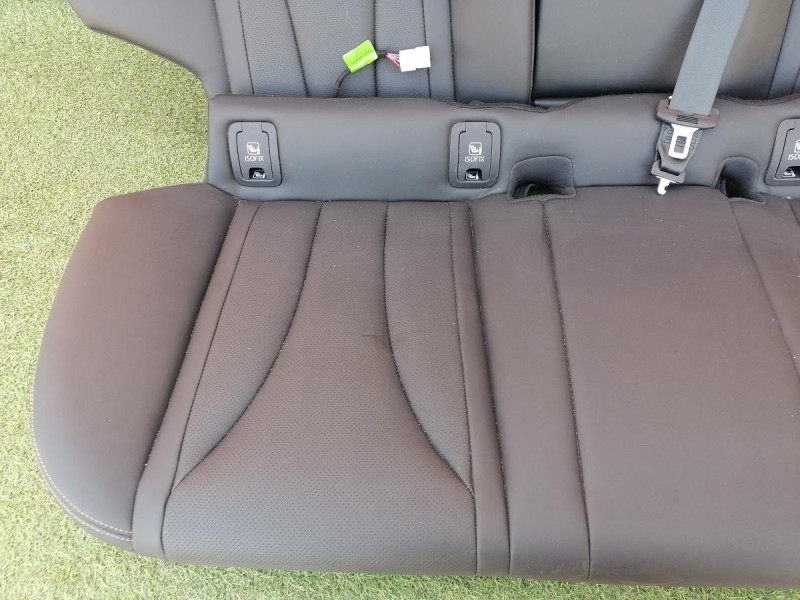 Omoda C5 диван кожа