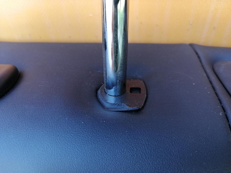 Omoda C5 диван кожа