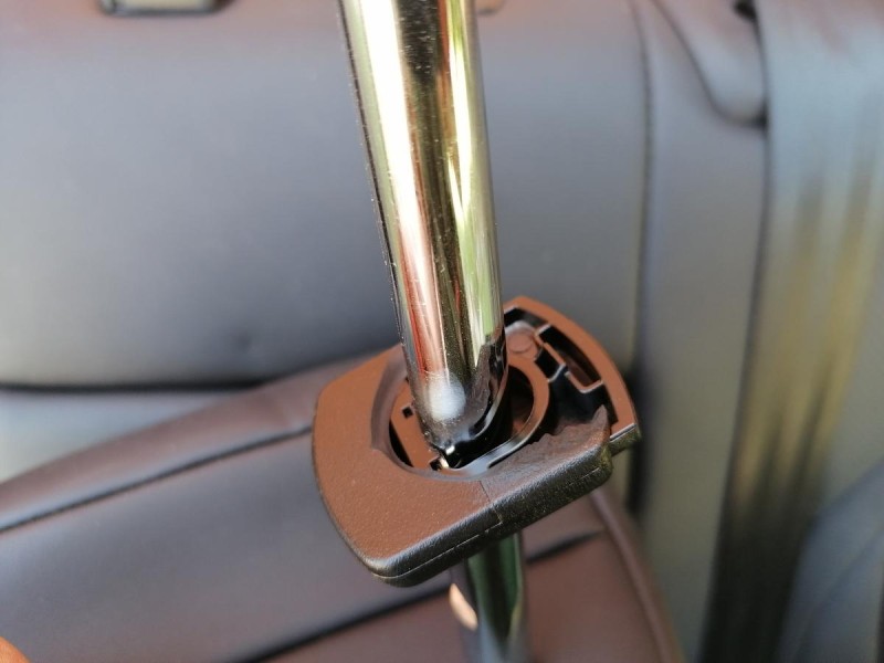 Omoda C5 диван кожа