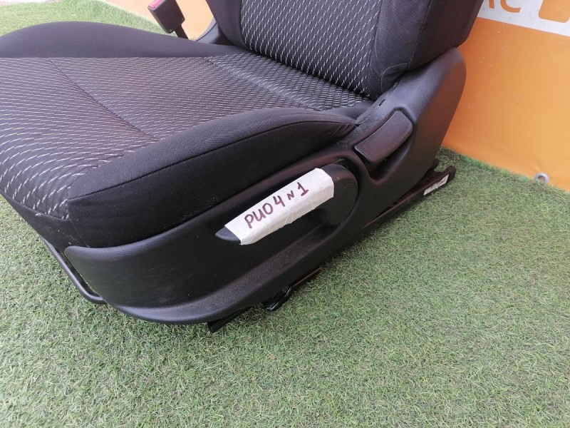 Rio 4 №1 сиденье левое правое к-кт