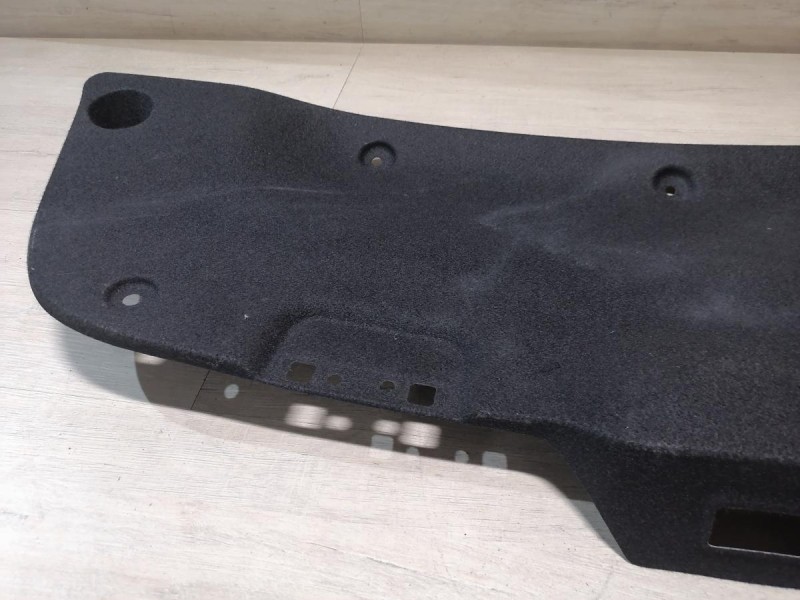 Rio 4 №1 обшивка крышки багажника