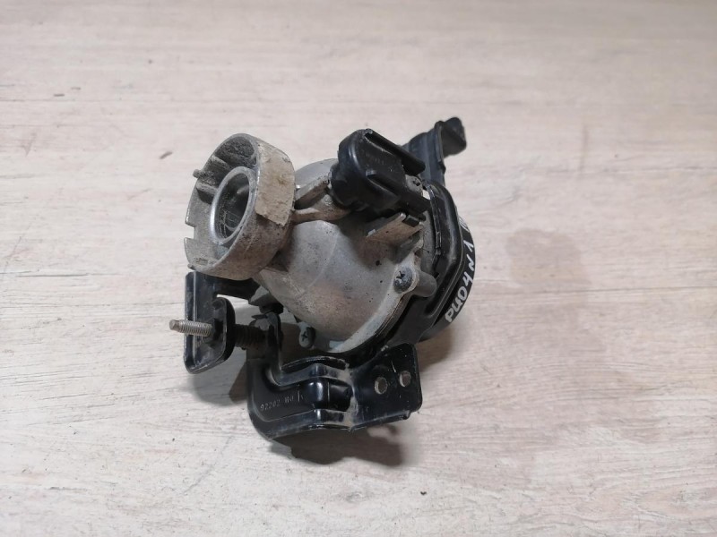 Rio 4 №1 противотуманка правая