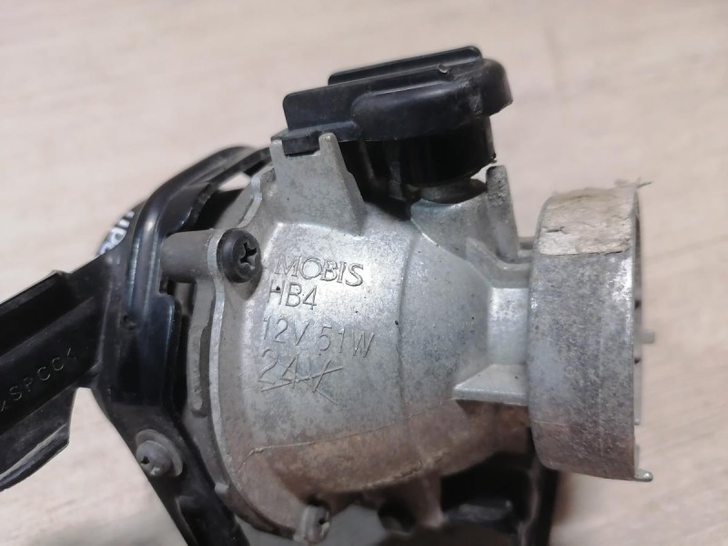 Rio 4 №1 противотуманка правая