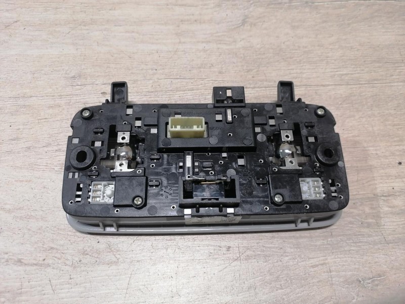 Rio 4 №1 плафон салона передний