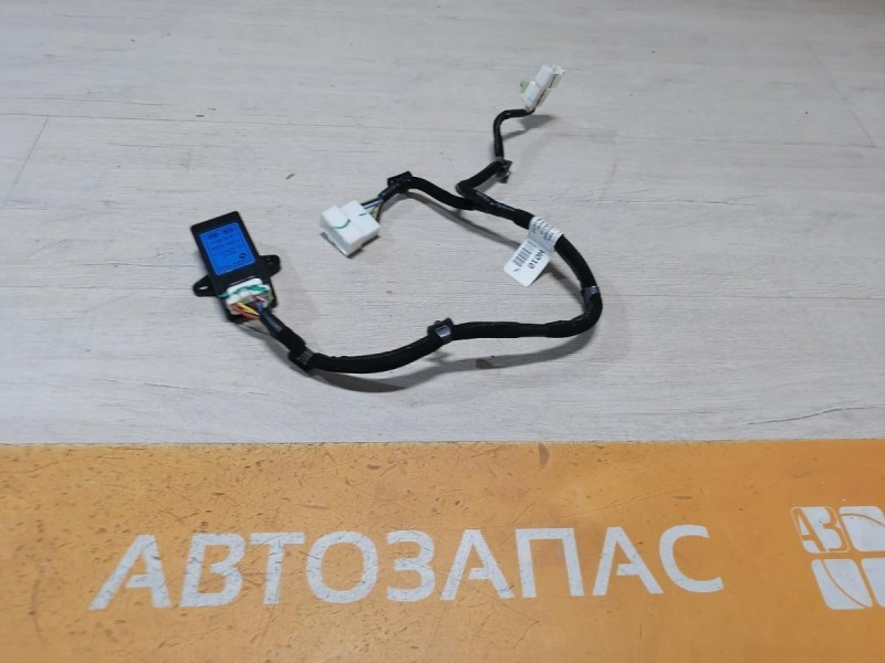 Rio 4 №1 блок управления подогревом сидений с проводкой