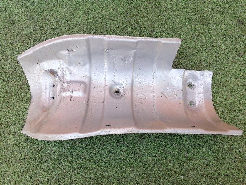 Rio 4 №1 тепловой экран передний