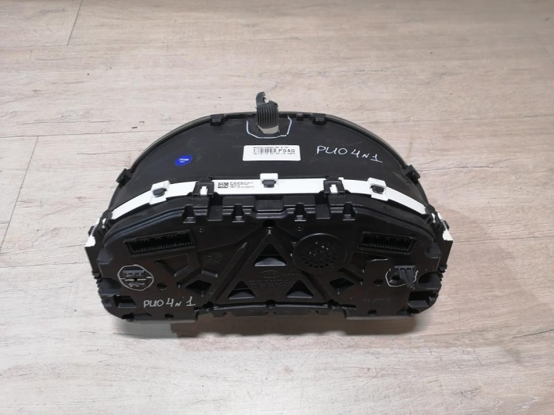 Rio 4 №1 панель приборов деф