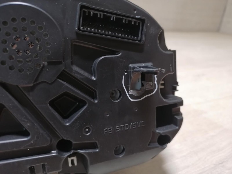 Rio 4 №1 панель приборов деф