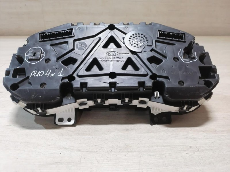 Rio 4 №1 панель приборов деф