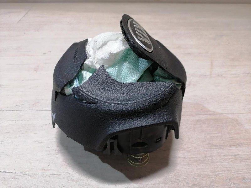 Rio 4 №1 подушка безопасности в руль стрел