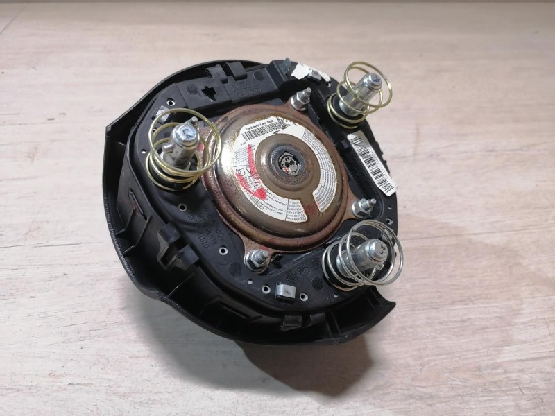 Rio 4 №1 подушка безопасности в руль стрел