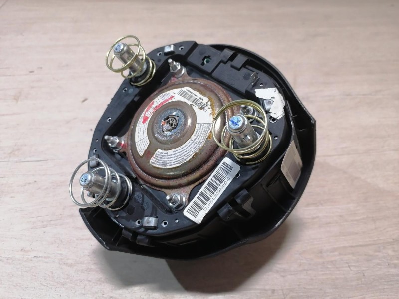 Rio 4 №1 подушка безопасности в руль стрел