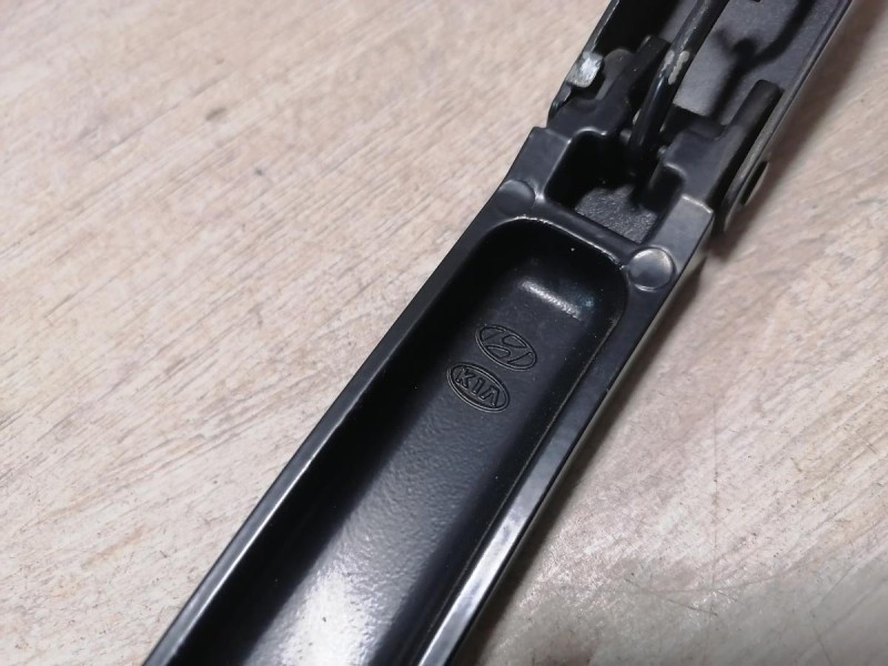 Rio 4 №1 поводок дворника левый