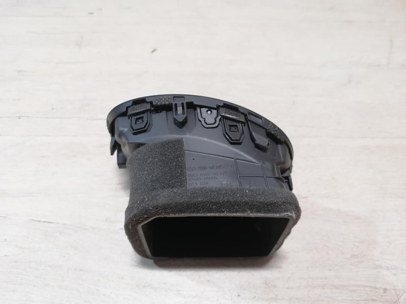 Rio 4 №1 дефлектор торпедо правый